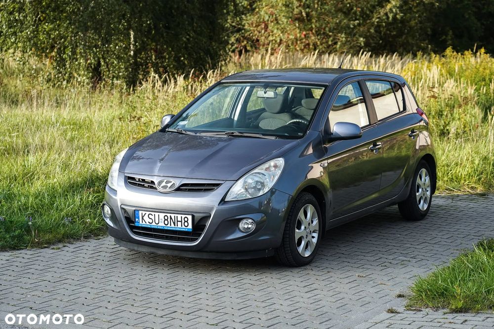 Hyundai I20