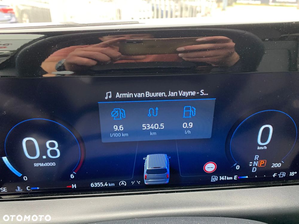 Ford Tourneo Custom 2.0 EcoBlue L2 Titanium SelectShift - 24