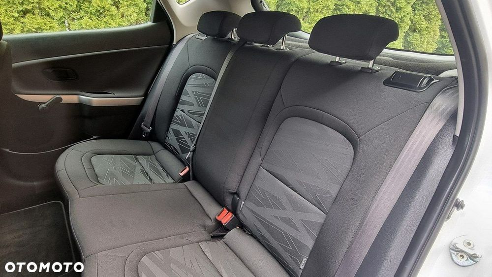 Kia Ceed - 17
