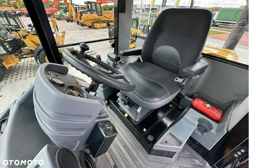 Caterpillar CS-563E - 36