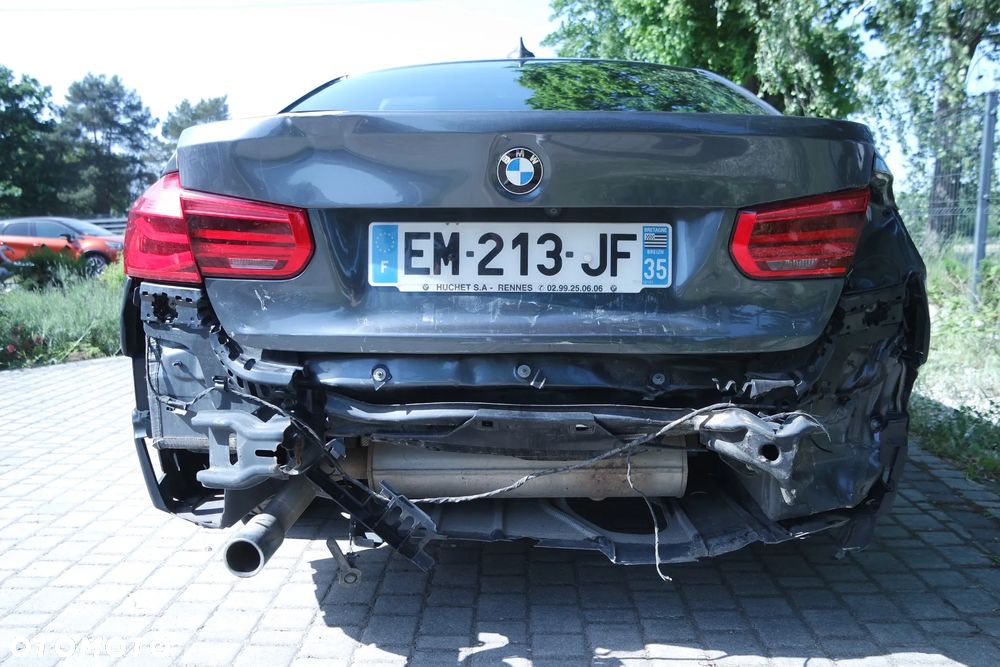 BMW Seria 3 318d Luxury Line - 9