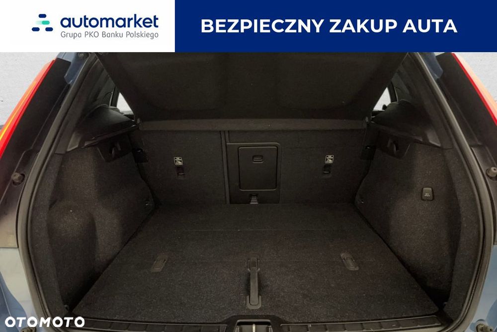 Volvo XC 40 B3 Core - 10