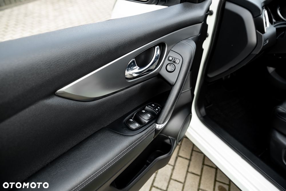 Nissan Qashqai 1.3 DIG-T DCT TEKNA - 19