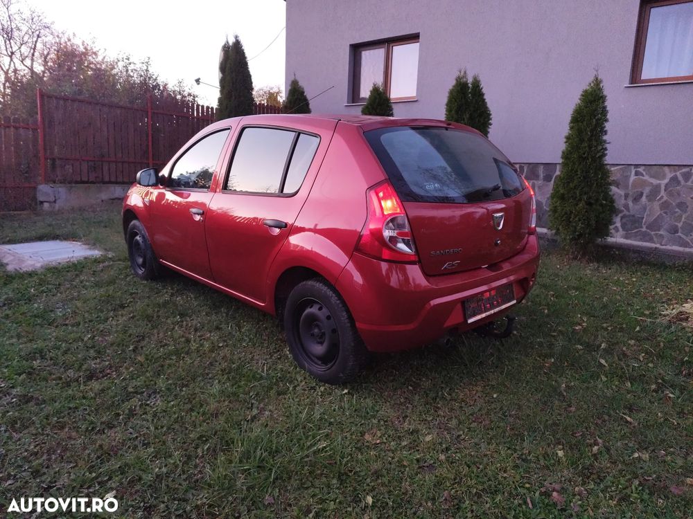 Dacia Sandero - 4