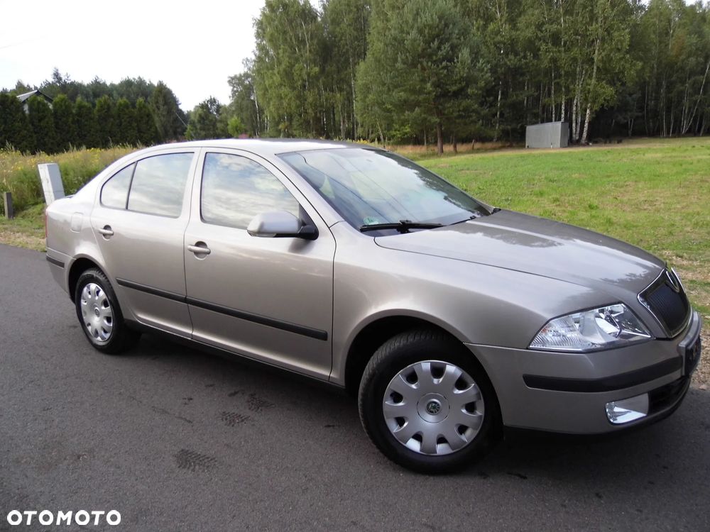 Skoda Octavia 1.6 Team Edition - 12