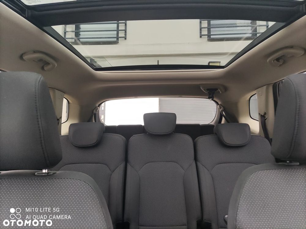 Kia Carens 1.7 CRDi 115 Dream Team Edition - 9