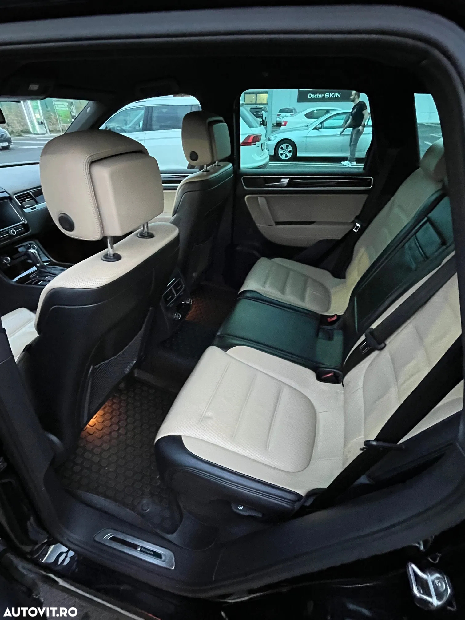 Volkswagen Touareg 3.0 V6 TDI BMT - 9
