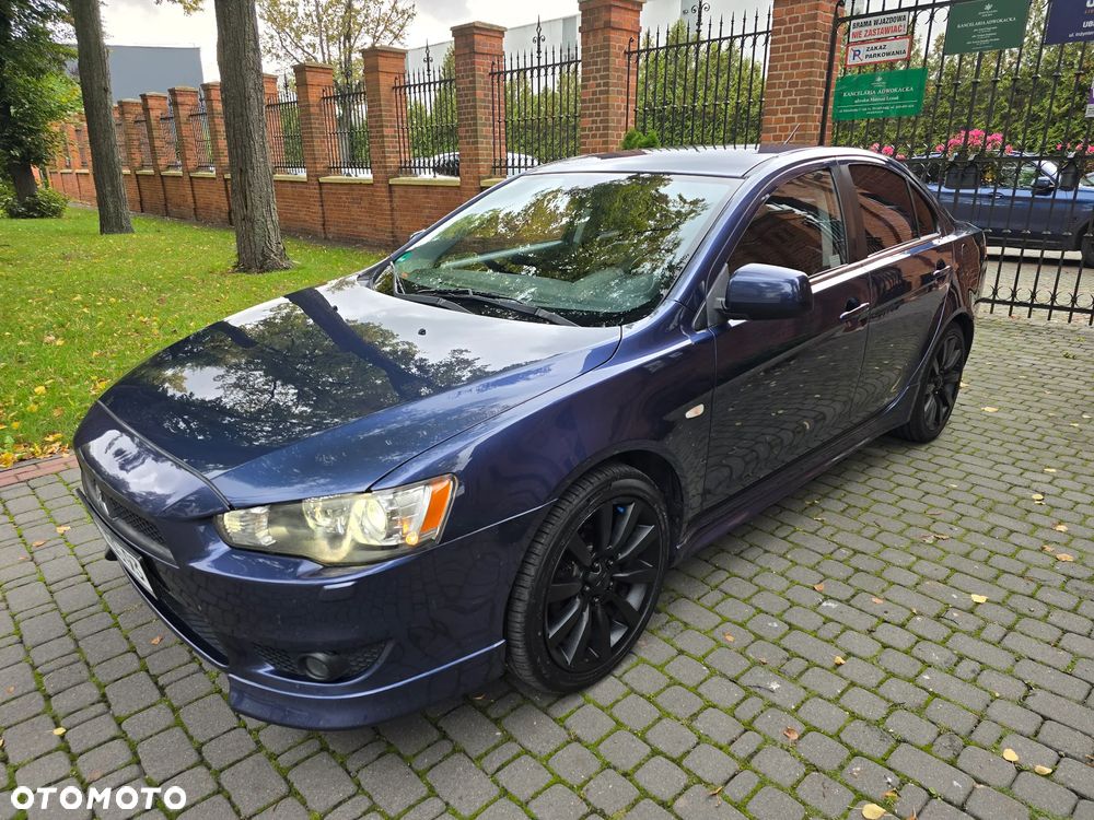 Mitsubishi Lancer 1.8 Inform - 2