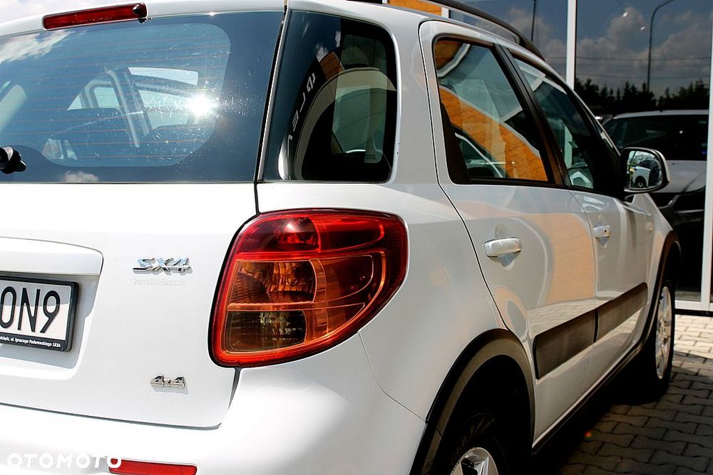 Suzuki SX4 1.6 VVT 4x4 Comfort - 27