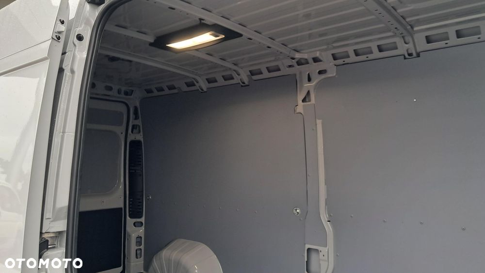 Toyota Proace Max - 17