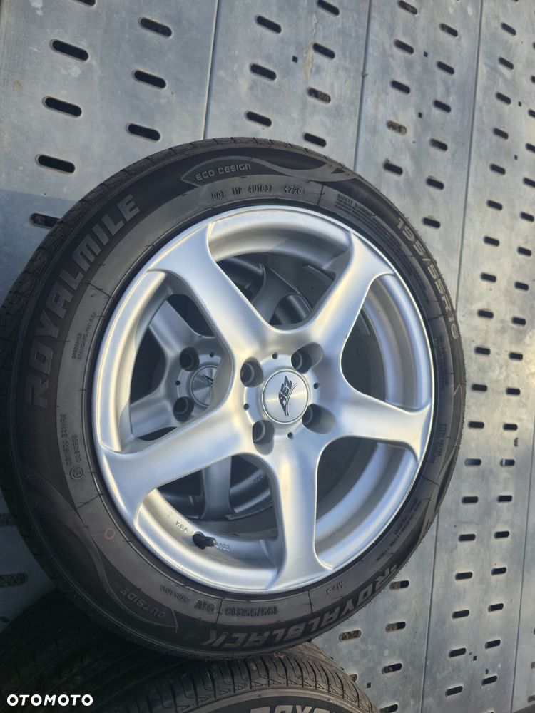 Alfa Romeo Mito 1.4 8V Urban - 12