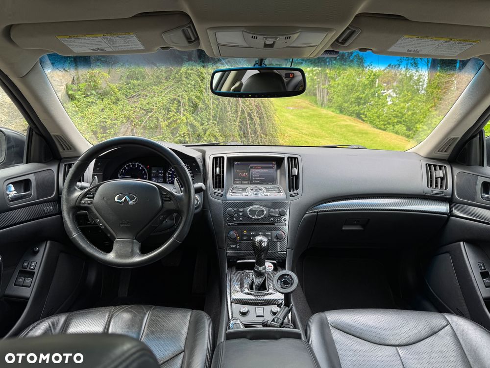 Infiniti G G37 - 9