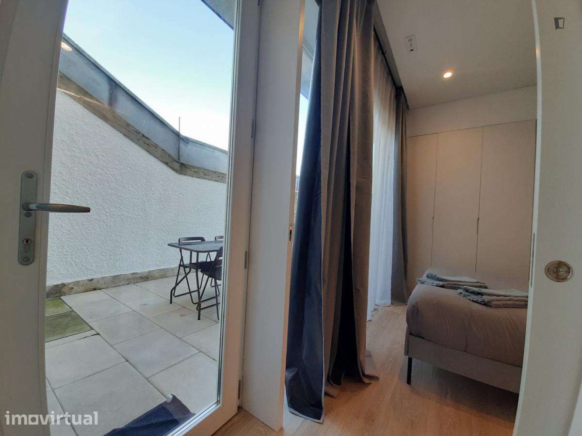 Apartamento com 2 quartos - localizado em Cedofeita Porto - Grande imagem: 5/29