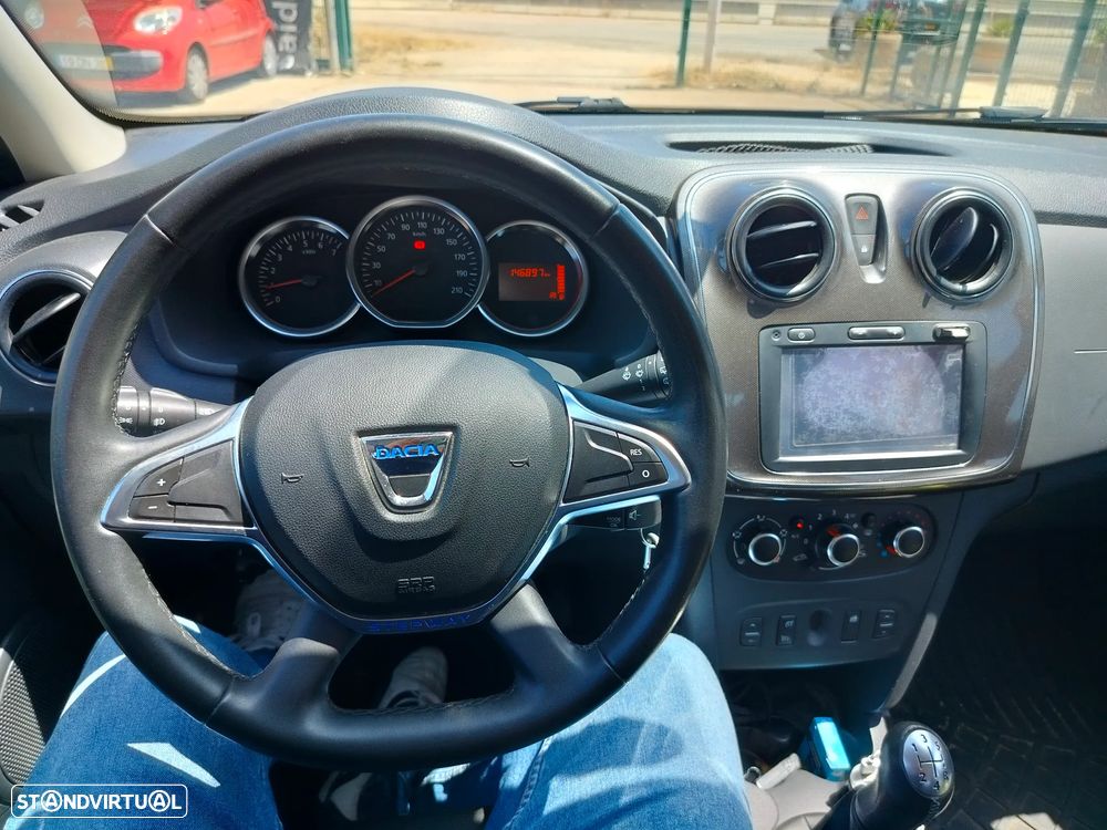 Dacia Sandero 1.5 dCi Stepway - 6