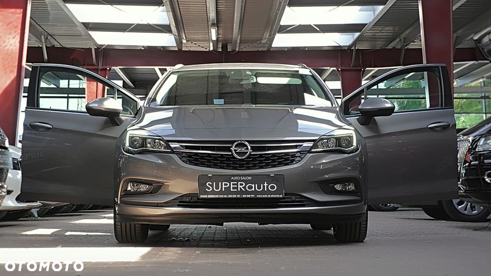Opel Astra 1.4 T Elite - 4