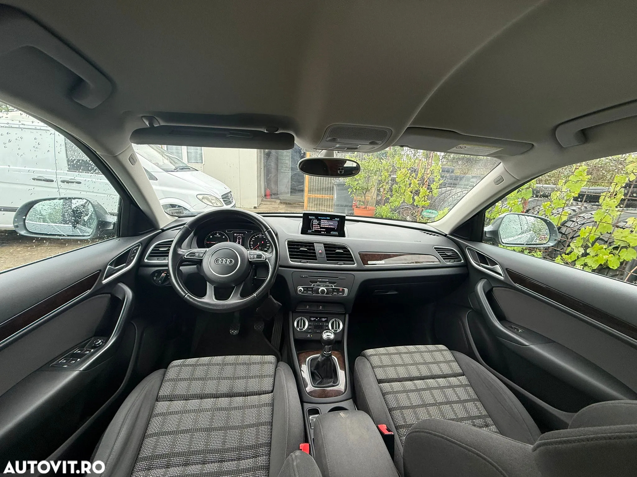 Audi Q3 2.0 TDI Quattro - 11
