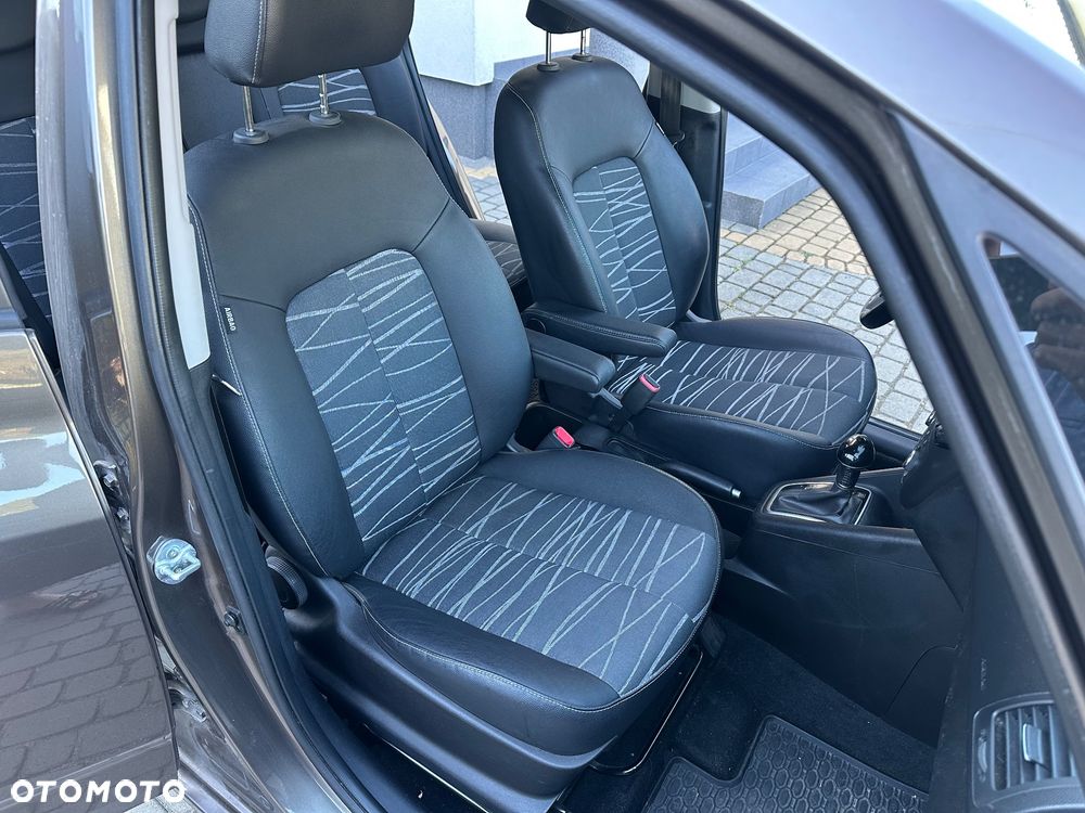 Kia Venga 1.6 Business Line - 29