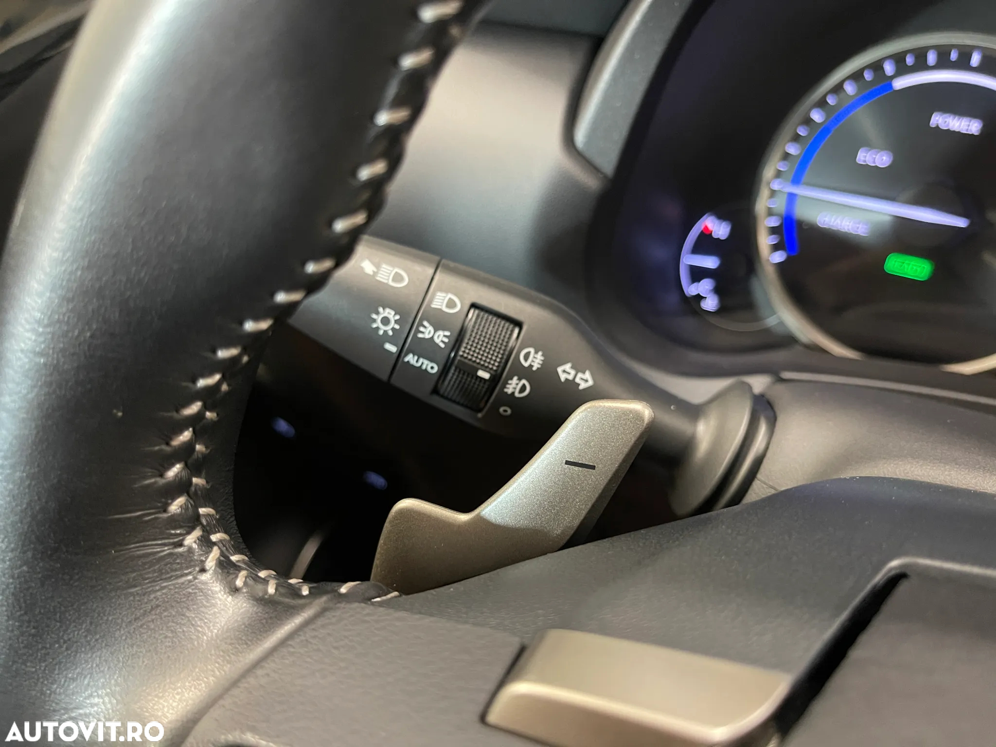 Lexus Seria NX 300h AWD Business - 21