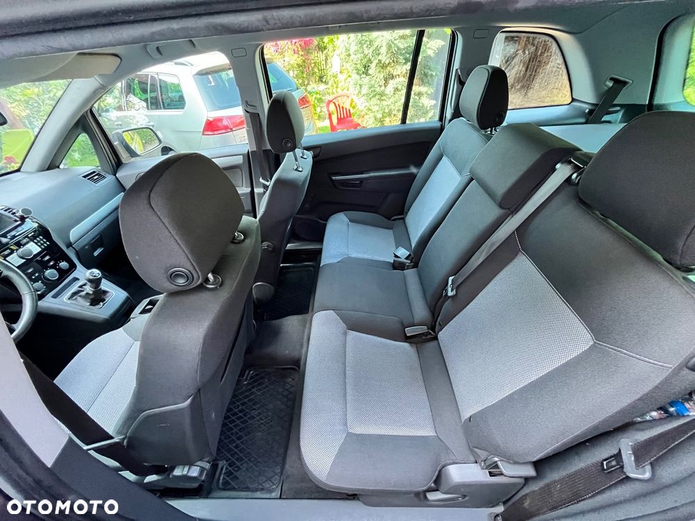 Opel Zafira 1.6 ECOFLEX Family Plus - 21