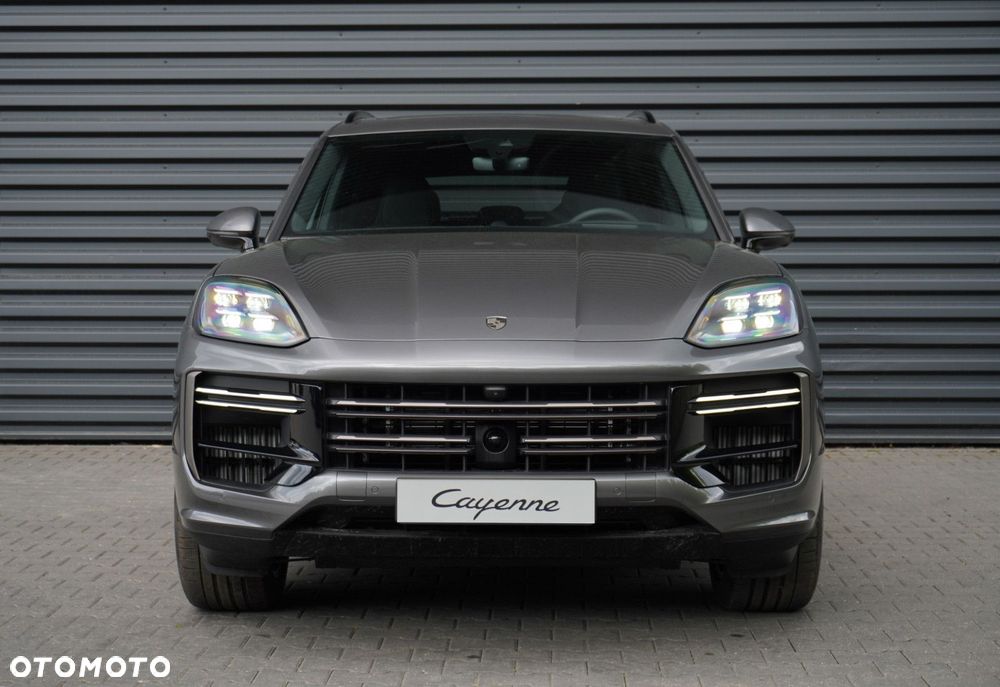 Porsche Cayenne - 2