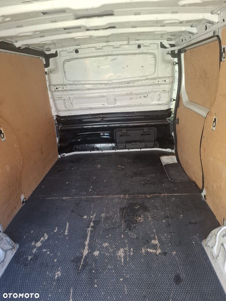 Renault Trafic - 9