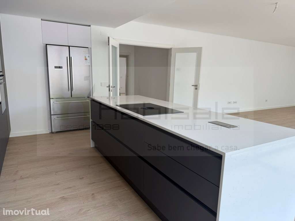 T3 no Junqueiro junto à praia - Grande imagem: 3/21