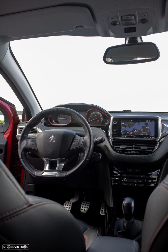 Peugeot 2008 PureTech 110 Stop&Start GT-Line Edition - 11