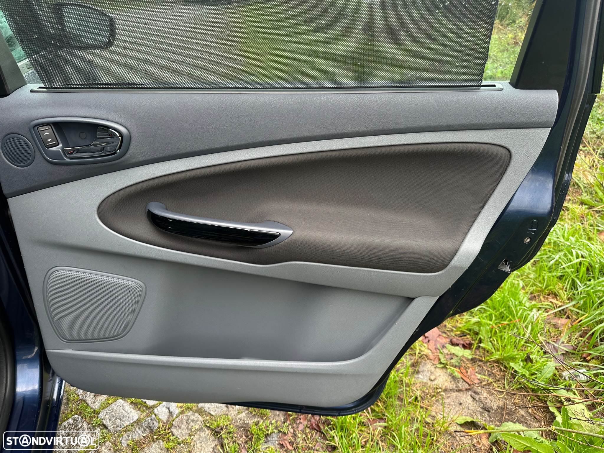 Ford S-Max 2.0 TDCi Titanium 7L - 43