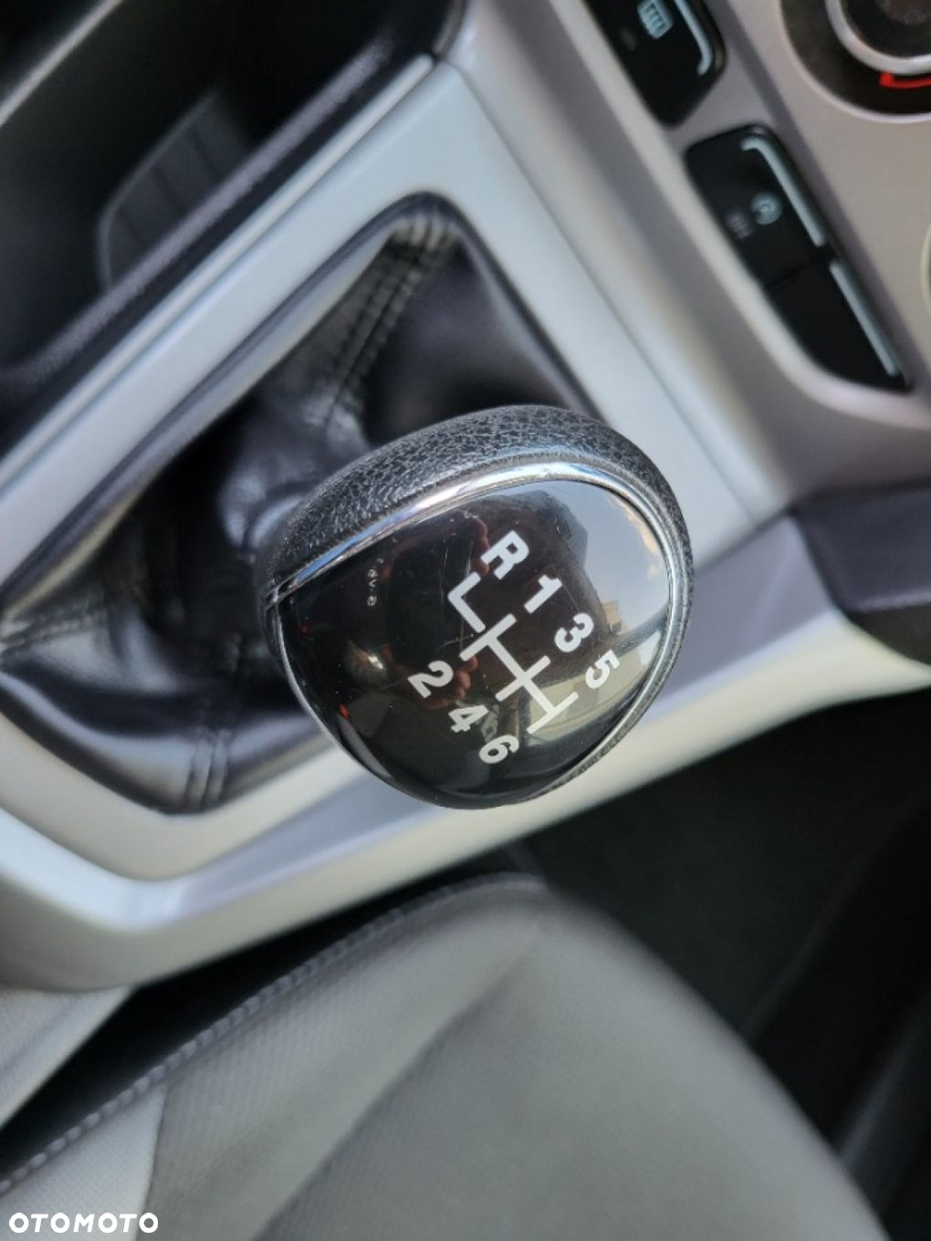 Ford Focus - 25