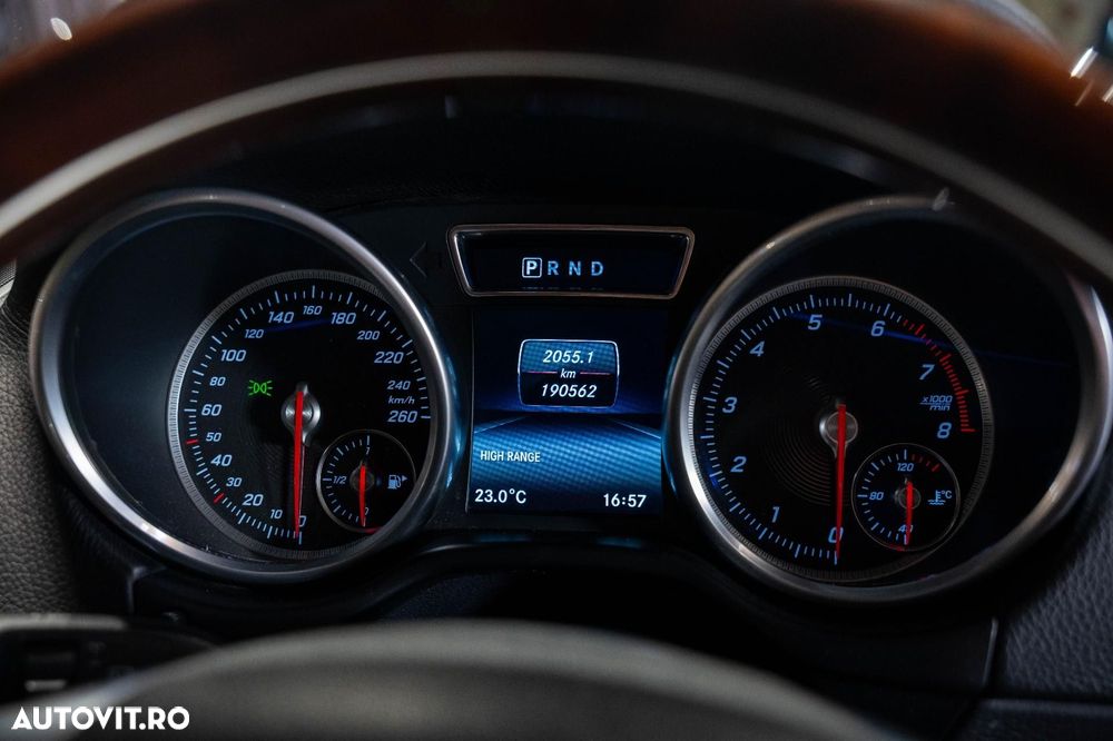 Mercedes-Benz G 500 SW Long Aut. - 28