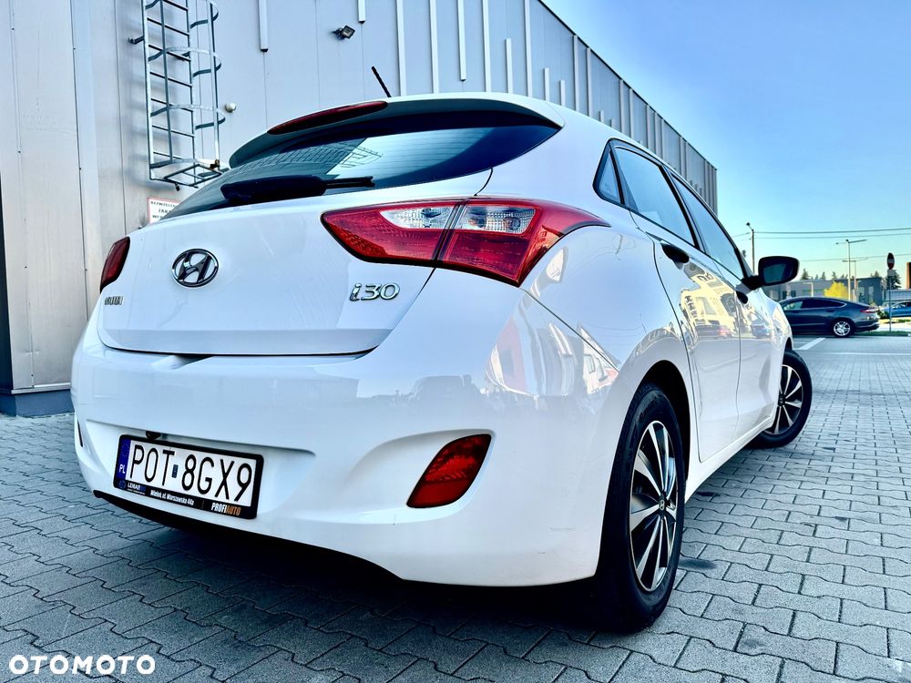 Hyundai i30 1.4 Premium - 23