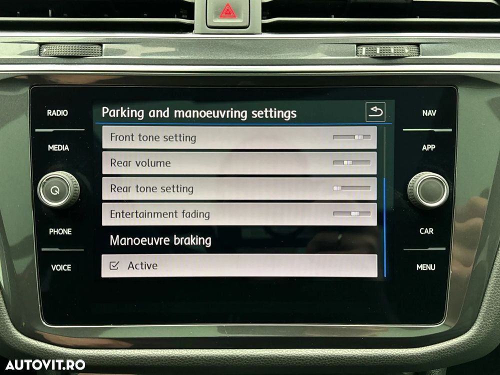 Volkswagen Tiguan Allspace 2.0 TDI SCR DSG Comfortline - 16