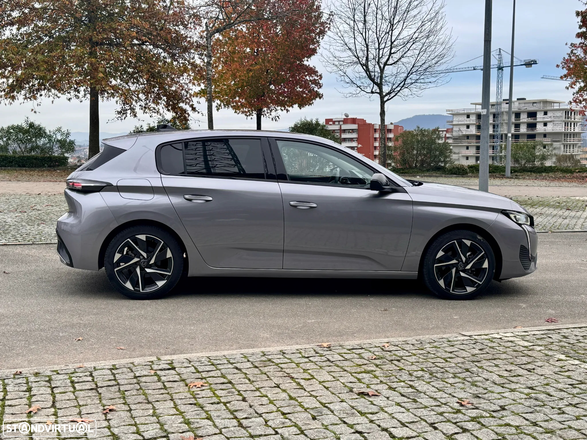 Peugeot 308 1.2 PureTech Allure Pack - 12