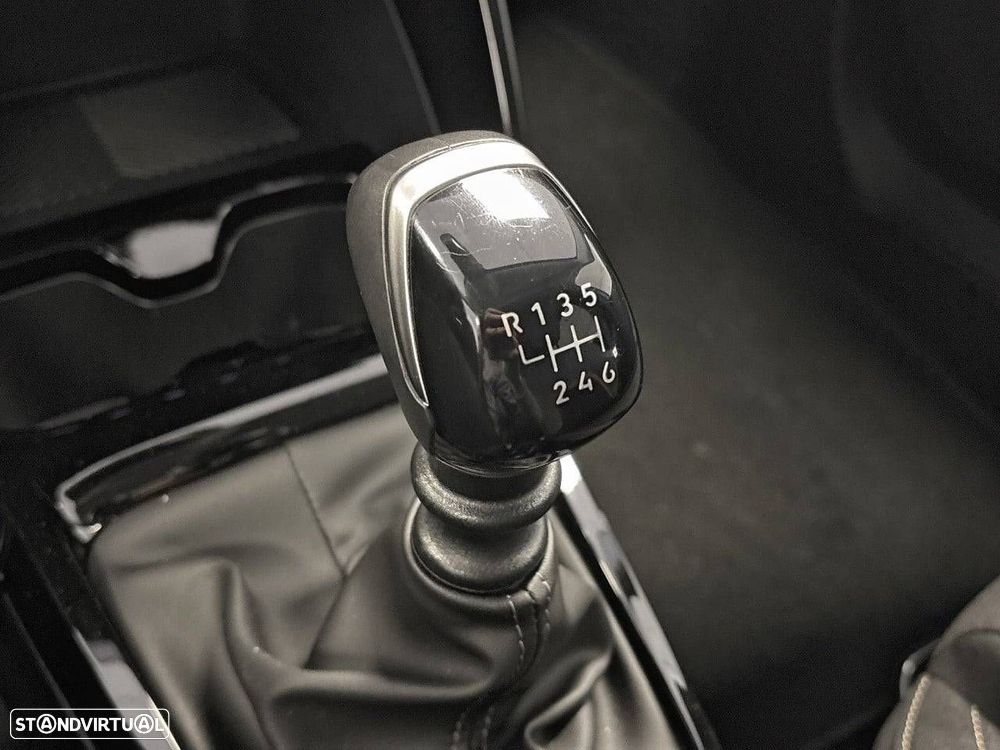 Citroën C3 Aircross 1.2 PureTech Plus - 19