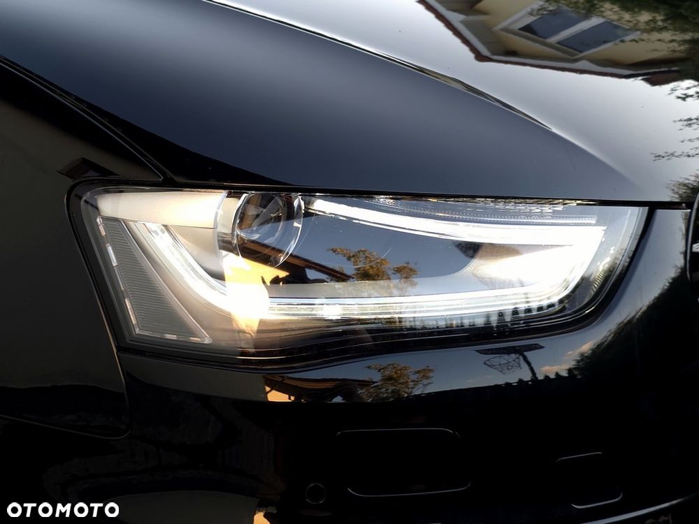 Audi A4 Avant 2.0 TDI Quattro S tronic - 33
