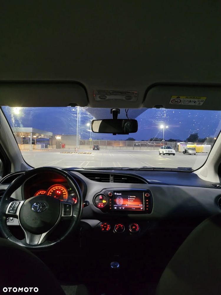 Toyota Yaris 1.33 Life - 9