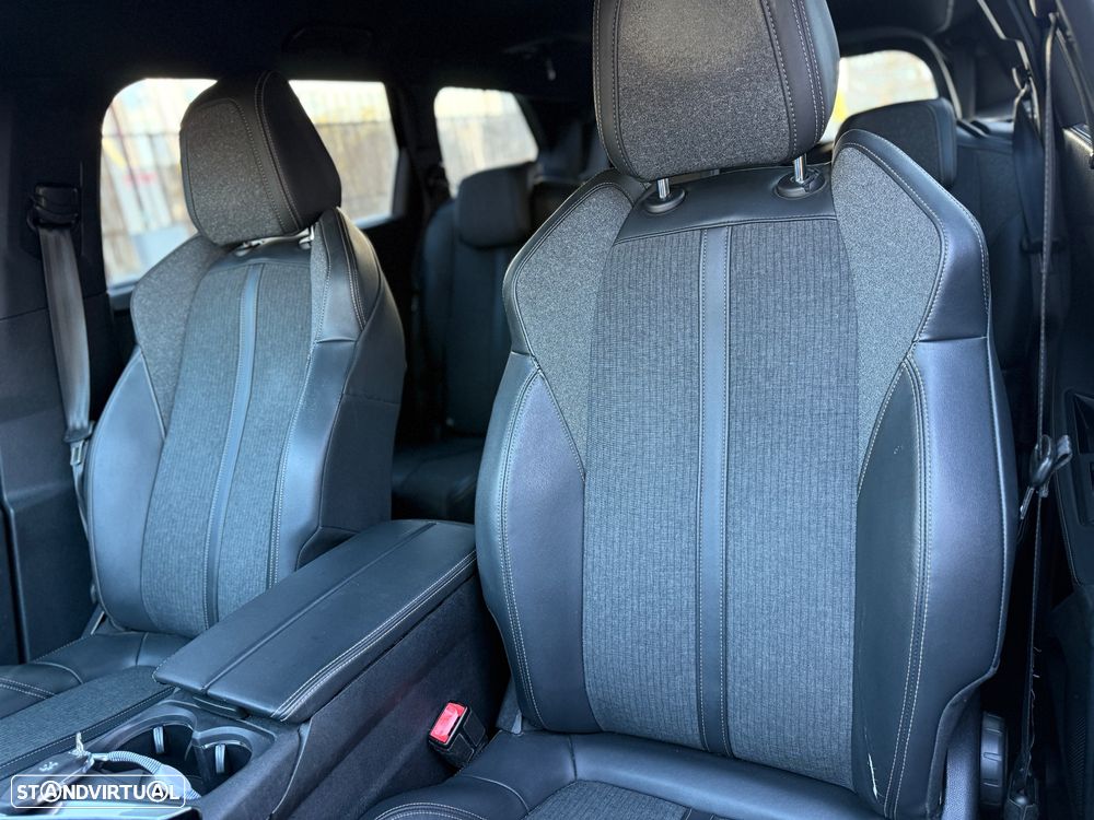 Peugeot 5008 1.2 PureTech GT Line - 21