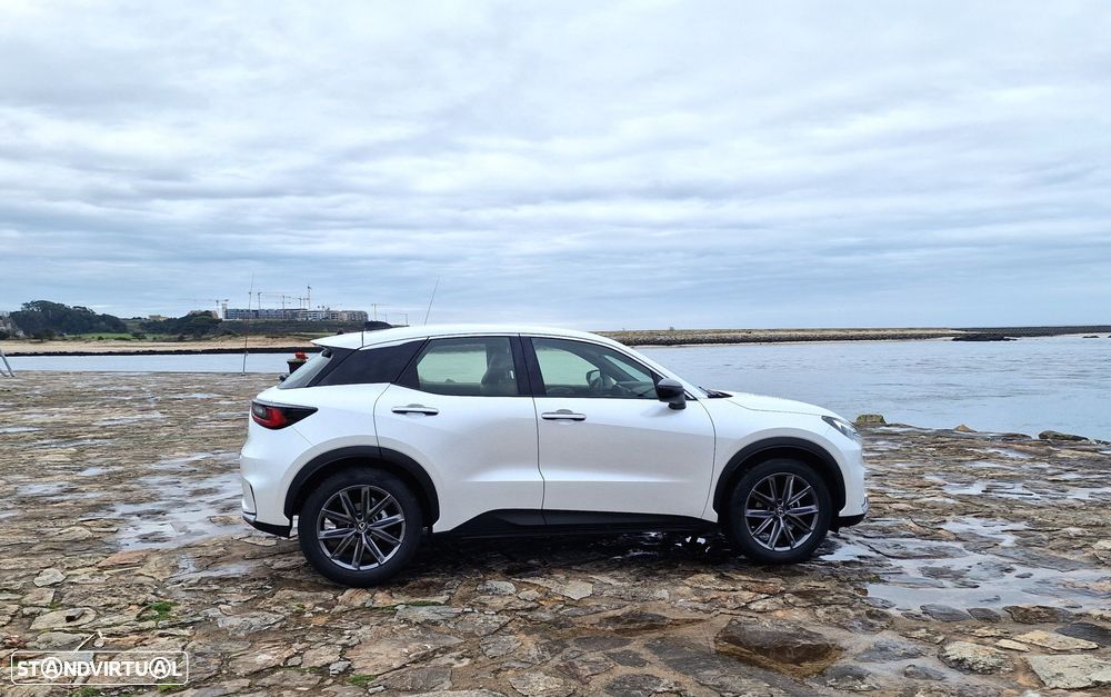 Lexus LBX Relax - 12