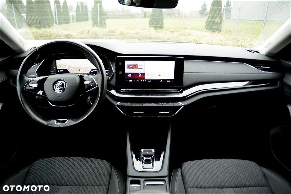 Skoda Octavia Combi 2.0 TDI DSG Ultimate - 22