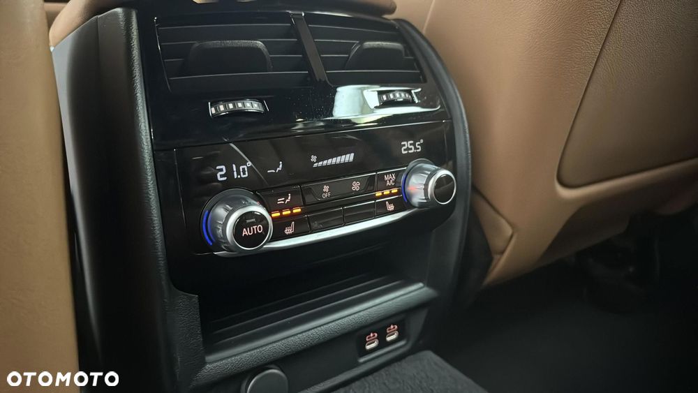 BMW Seria 5 530i xDrive mHEV M Sport sport - 18