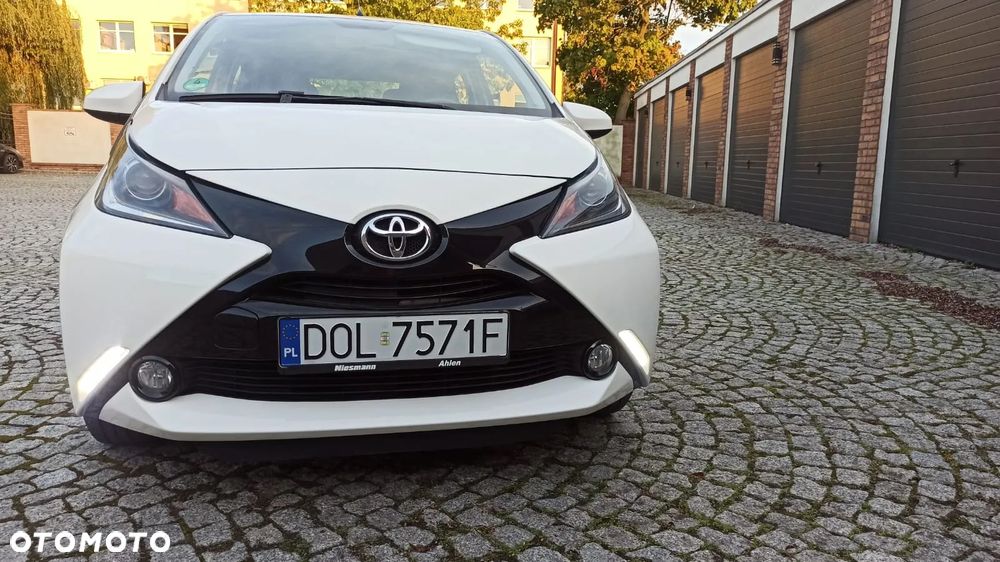 Toyota Aygo x-cite Style Selection - 3
