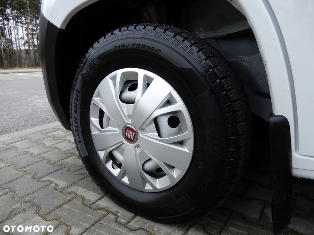 Fiat Ducato Serii 8 MAXI Wzmacniany 2.2 MultiJet3 H3-POWER 160 KM Chłodnia 4226 mm 8 Euro Palet Boczne Drzwi Agregat Zanotti -20*C Android Auto Carplay Stan Auta JAK NOWY POLECAM - 9