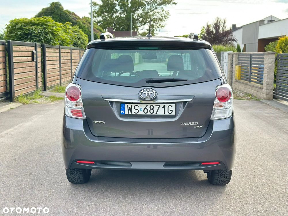 Toyota Verso 1.8 Premium 7os MS - 9