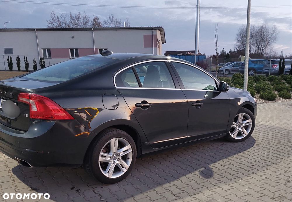 Volvo S60 T5 Geartronic Summum - 4