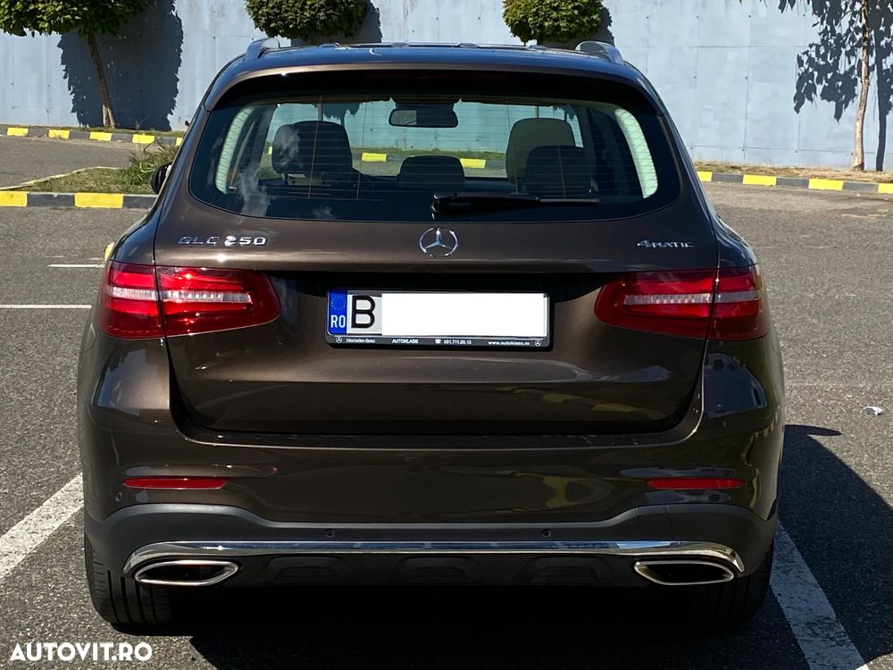 Mercedes-Benz GLC 250 4MATIC - 6