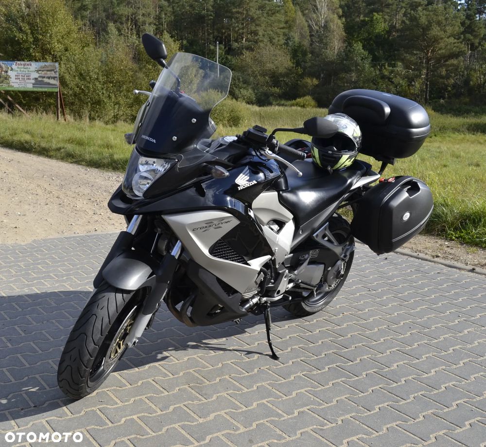 Honda VFR - 8