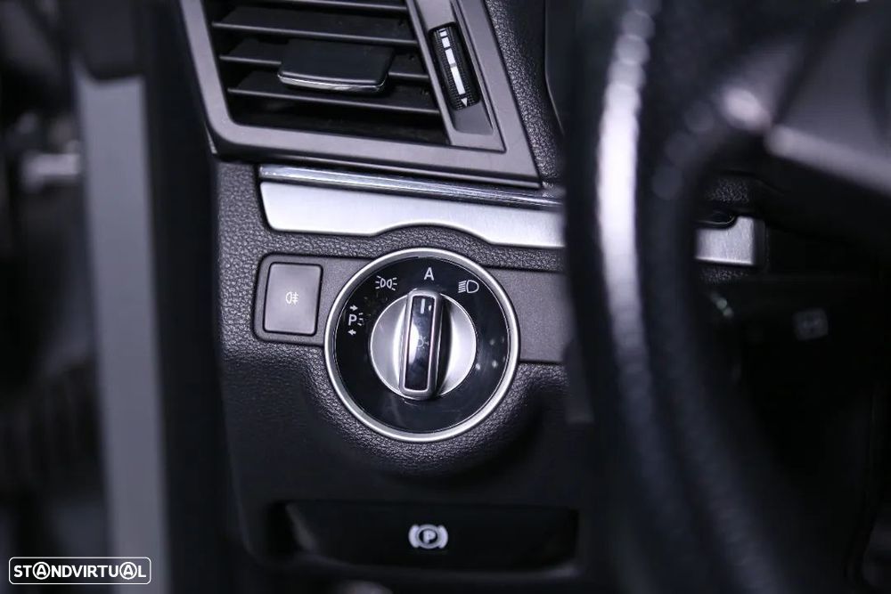 Mercedes-Benz E 250 CDi Avantgarde BlueEfficiency - 11