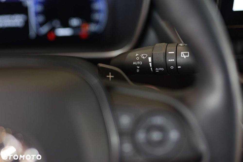 Toyota Corolla 2.0 Hybrid Style - 36