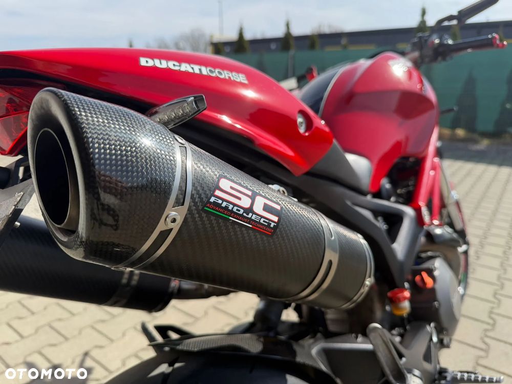 Ducati Monster - 10