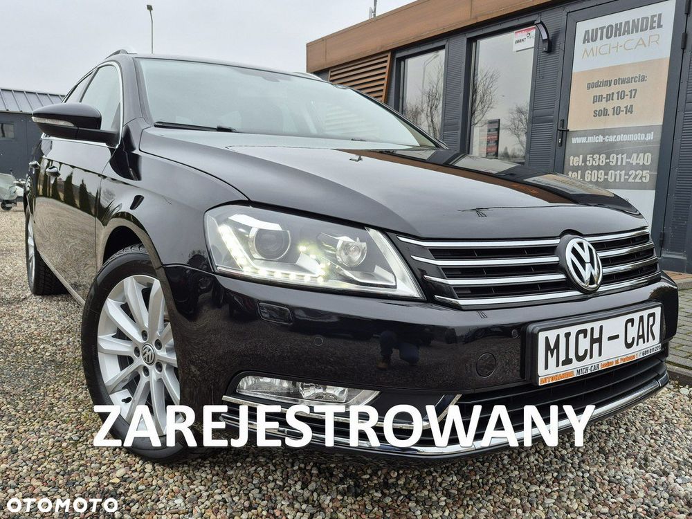 Volkswagen Passat - 1